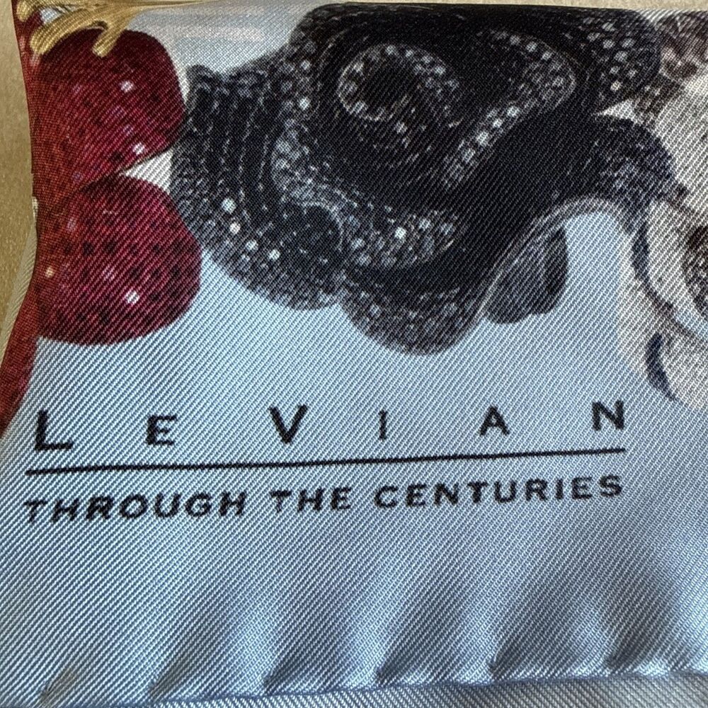 LE VIAN Silk Scarf “Through The Centuries” Italy MSRP $500 Light Blue Jewels Gar
